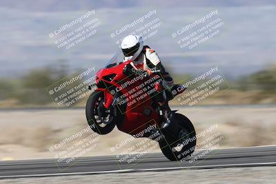 media/Dec-01-2025-Moto Forza (Mon) [[2daa91e15f]]/1-Advanced Group/Session 3 Turn 3 Exit Bump Pans/